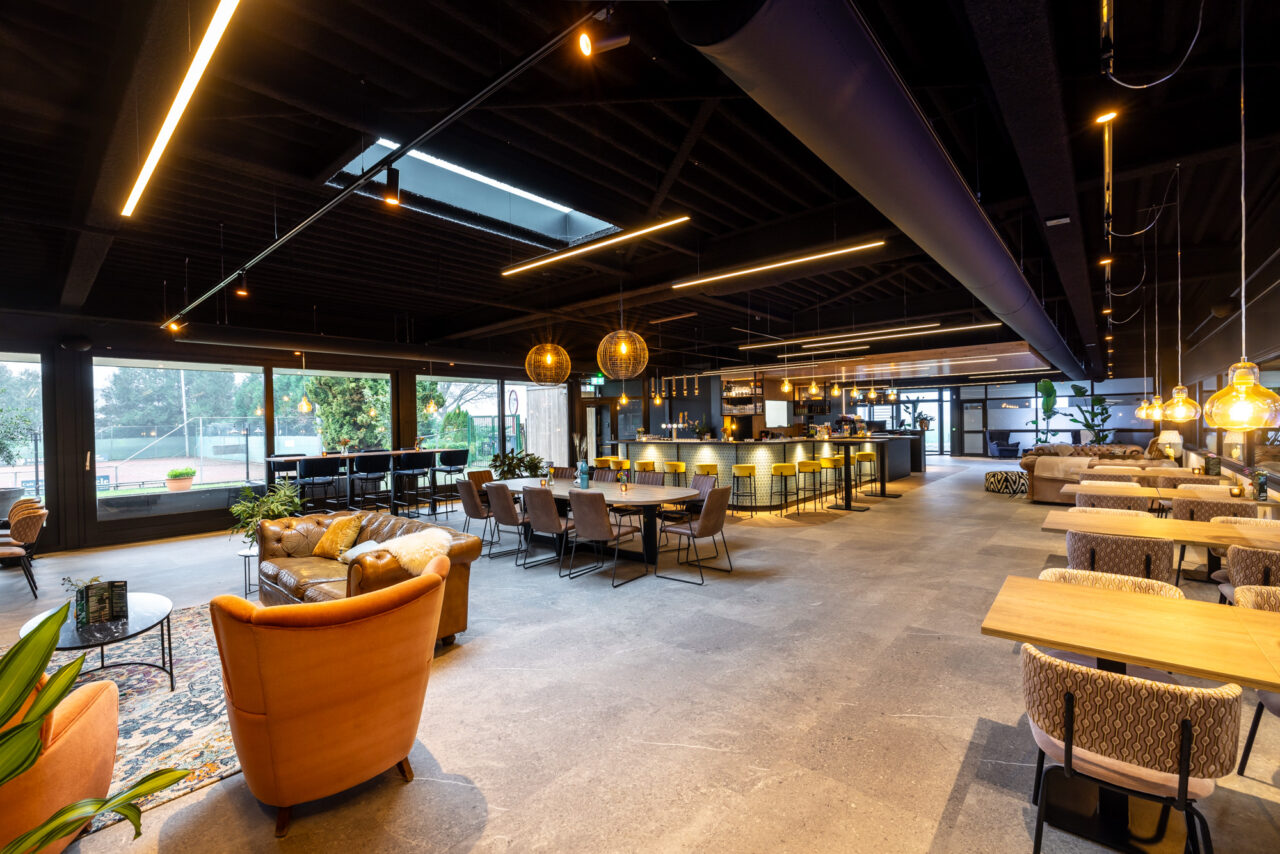 Moovv Raalte racketcentrum sportcafé
